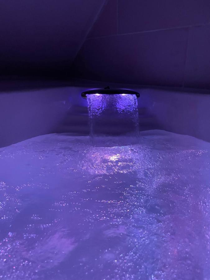 Le Nid D'Amour 2Pers / Wifi / Sauna 후셍 외부 사진