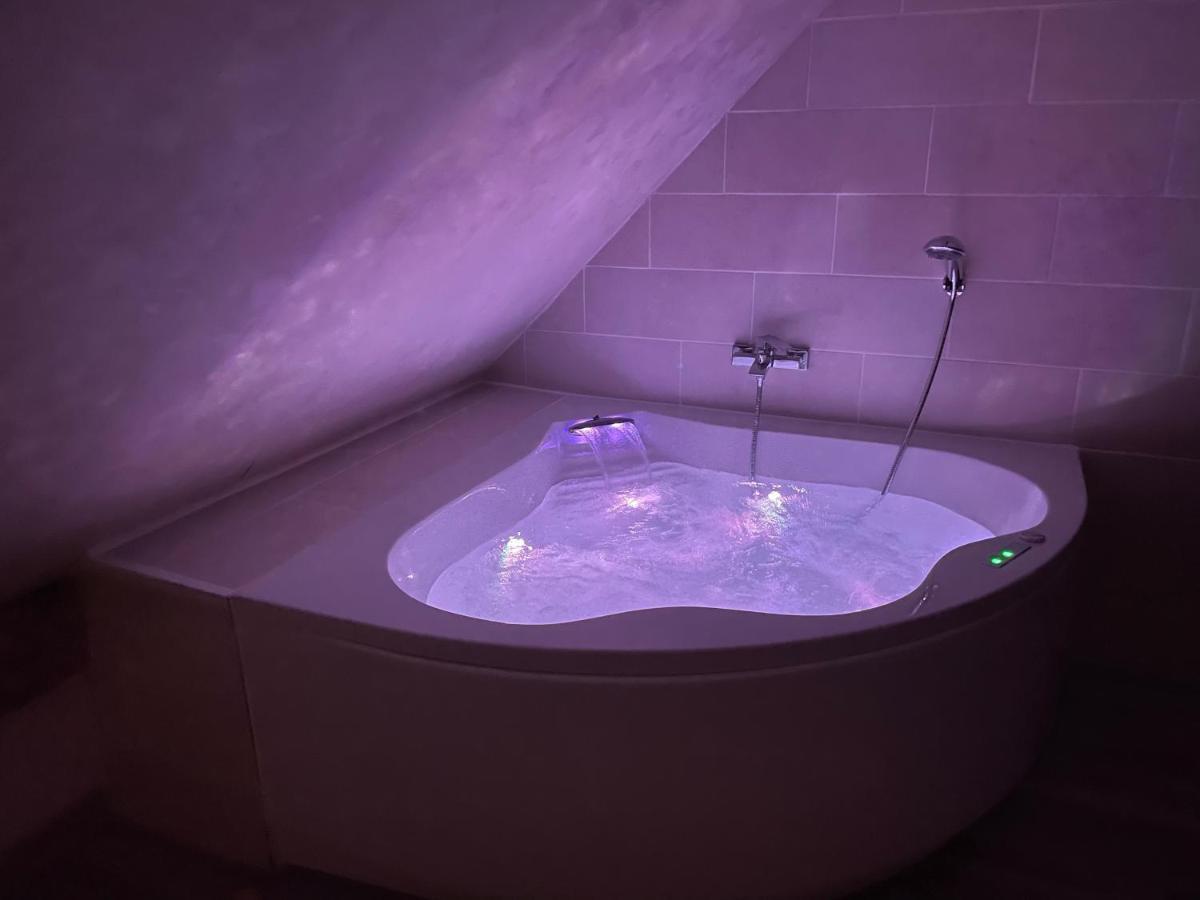 Le Nid D'Amour 2Pers / Wifi / Sauna 후셍 외부 사진